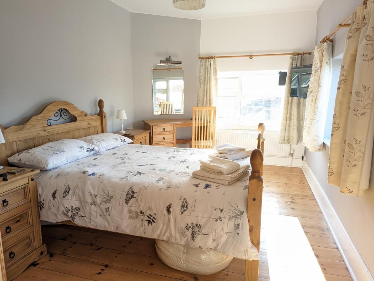 Bed and Breakfast Pipers Hill Сидмаут Экстерьер фото